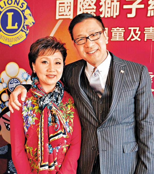 张德兰:凭《春光美》走上舞台,结婚34年无儿无女,她真的幸福吗_杨伟诚