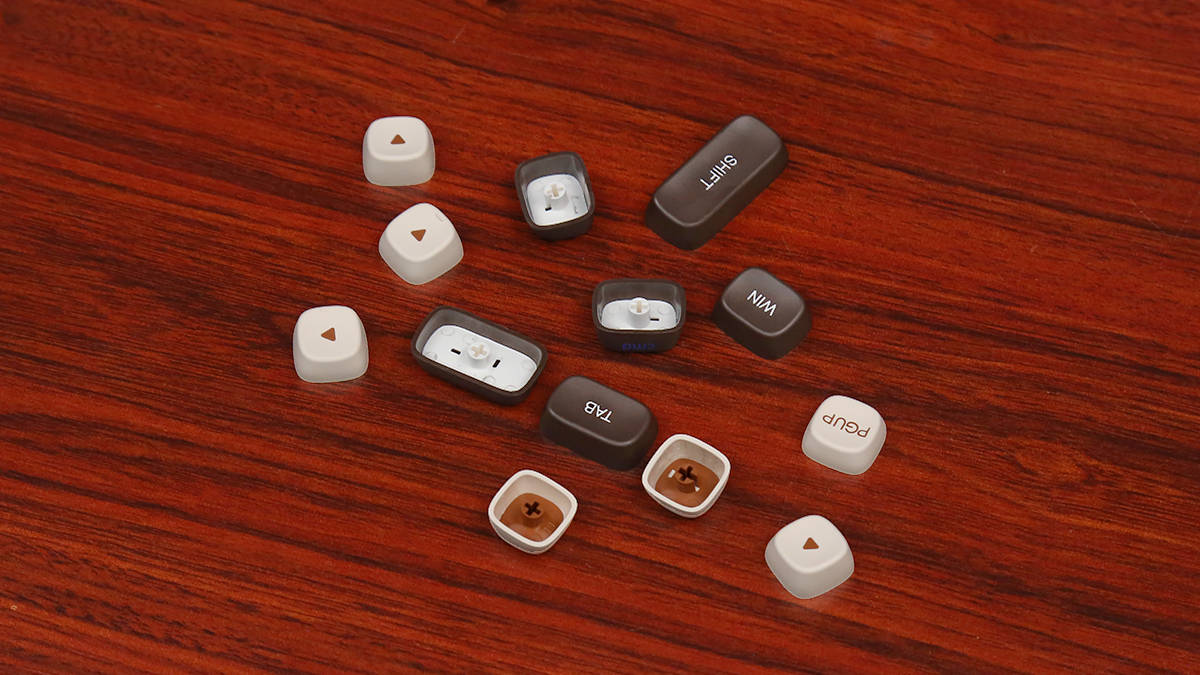 达尔优小方糖Z68三模机械键盘评测：精致又耐看