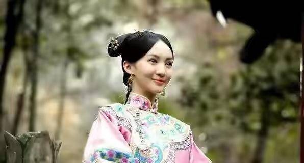 从小白花到明艳女神,金晨"换脸"到底值不值?_杨幂_李一桐_微调