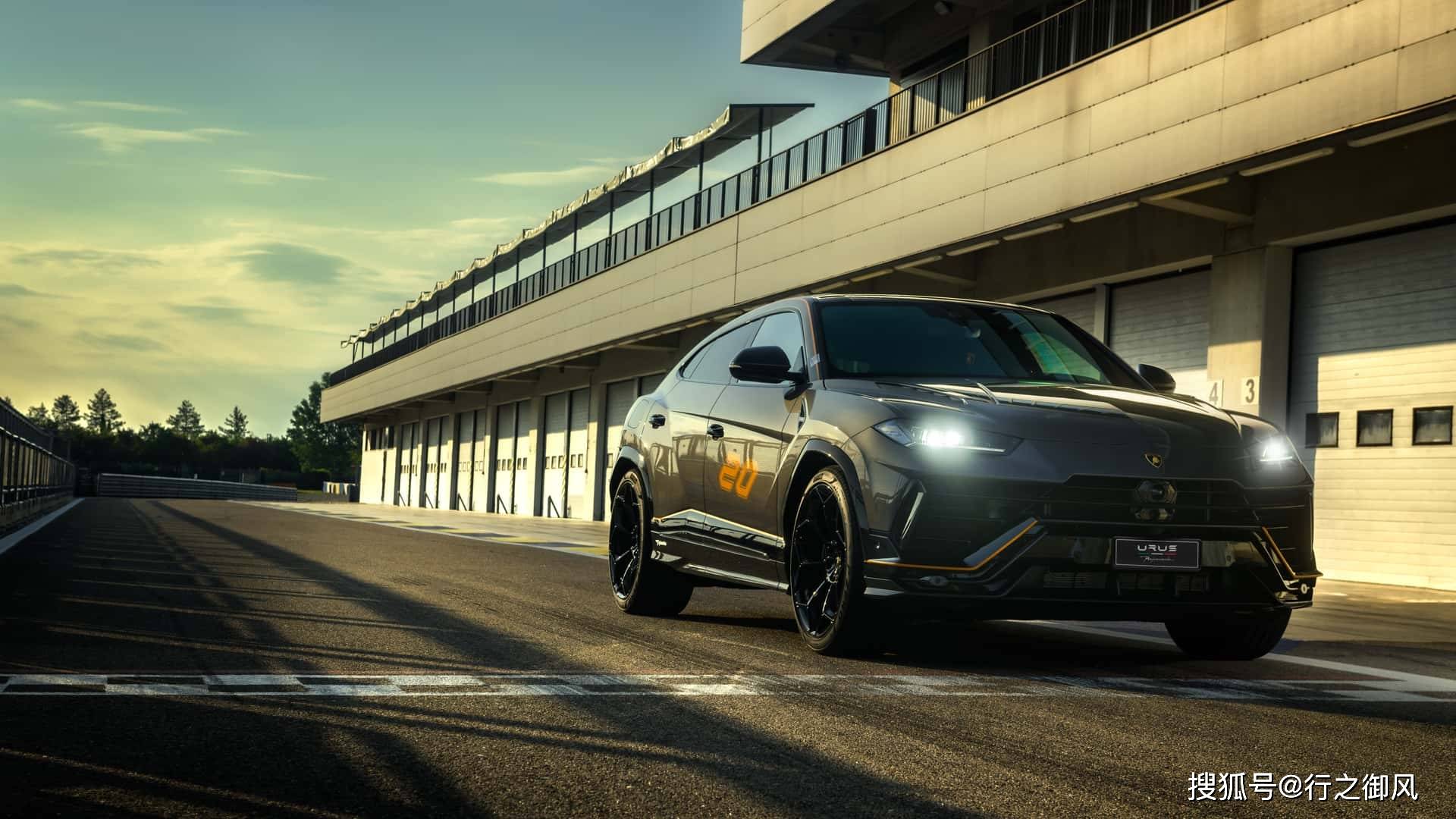Lamborghini Urus Performante Essenza SCV12 lamborghini-urus-performante-essenza-scv12