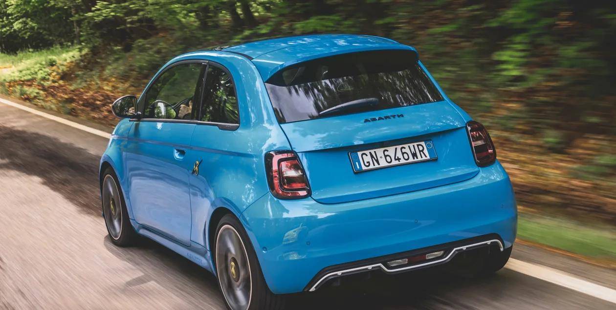 短小运动时尚,2023款阿巴斯菲亚特500e实拍图发布_搜狐汽车_搜狐网