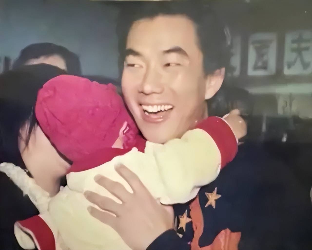 任贤齐藏了22年的秘密,被她曝光了_林杉_女孩_小虫