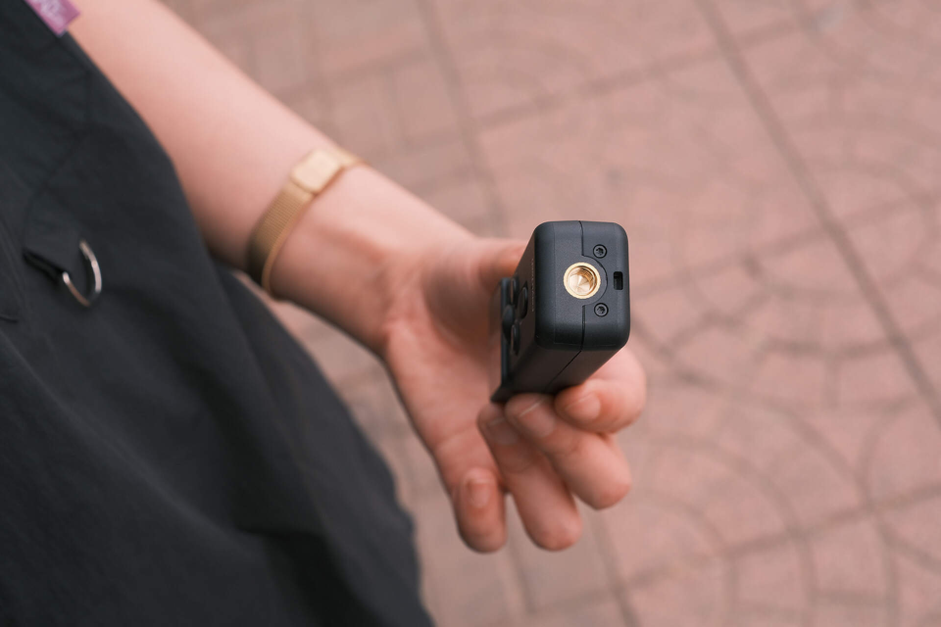 这样的可拆分运动相机你见过吗？飞宇pocket3测评，形态随心而变