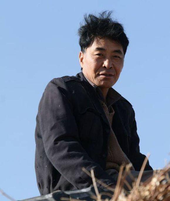 影帝王双宝:演"悍匪"太逼真,去买菜没人敢卖,坐