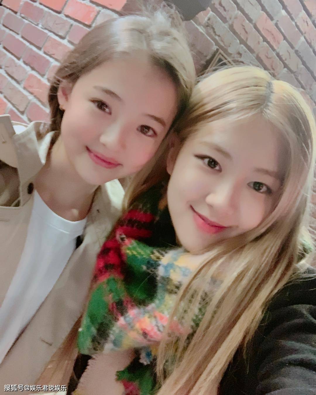 14岁最美童模ellagross拥420万ig粉丝,10岁首登纽约时装周超淡定