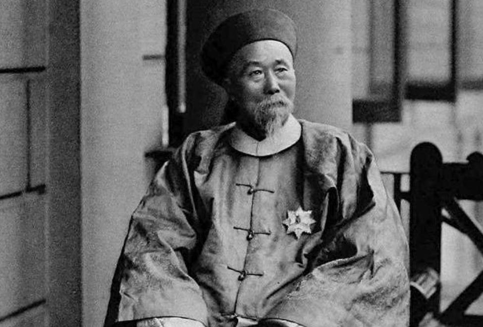 清朝大臣李鸿章曾告诫过后人，要强大须先灭此国，是哪一国？（李鸿章说）