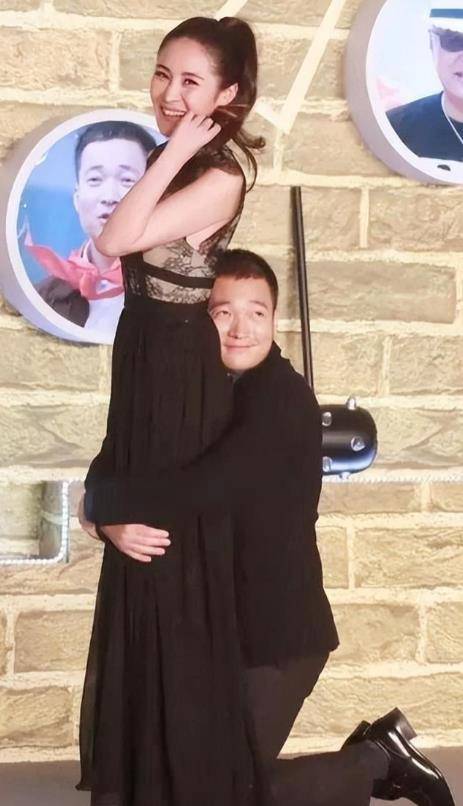 表面人模人样,实则是流氓头子,家暴恶魔,这五位男星太令人作呕_吴秀波