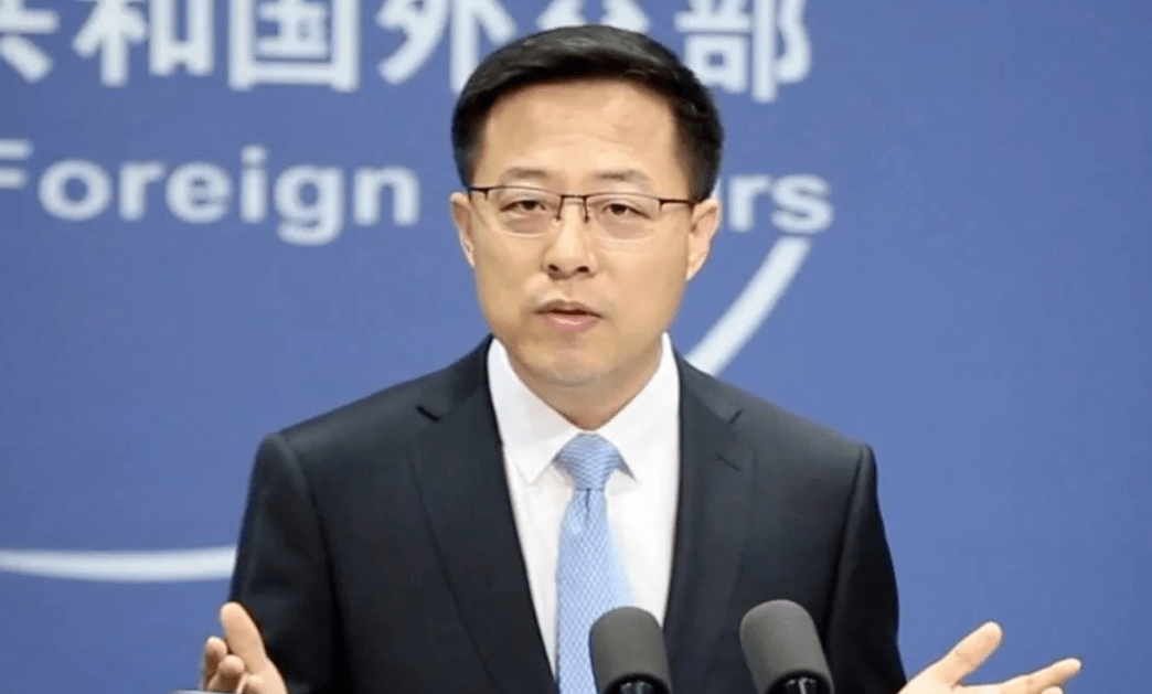 前外交发言人赵立坚履新职,现身云南地区调研,久违笑容令人破防_工作