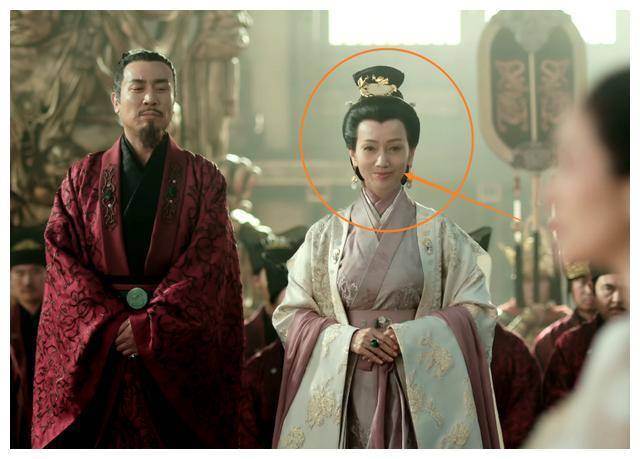 都说赵雅芝是"不老女神",看清她在新剧的模样,66岁状态太真_脸部_剧中