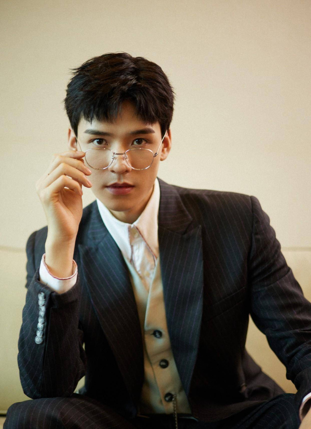 龚俊眼镜杀太撩人了!