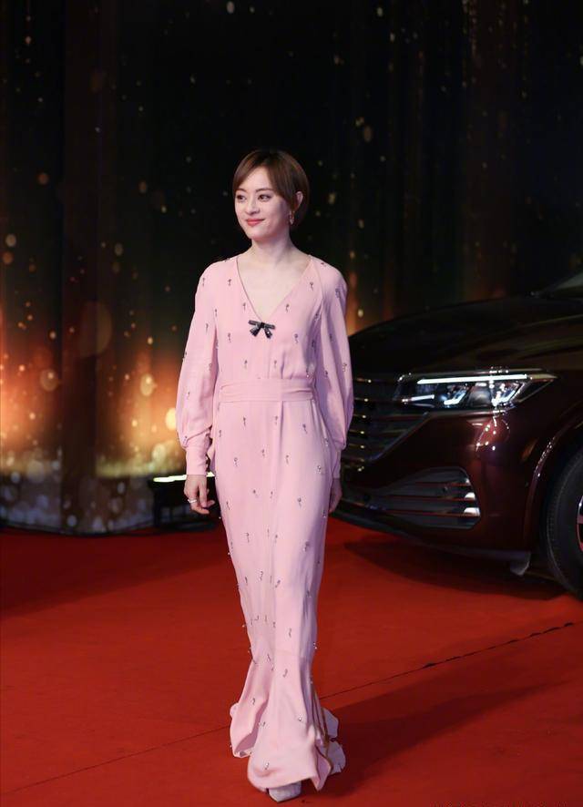 罗晋变成行走的荷尔蒙,田雨越老越红!_唐嫣_电视剧_造型