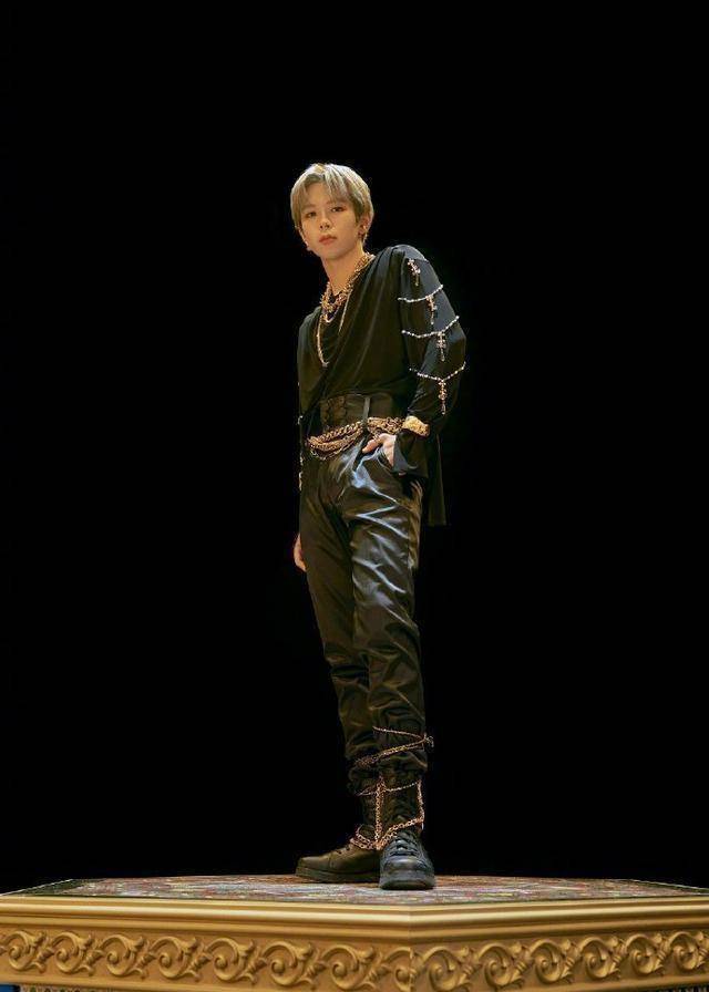 韩团传奇出道经历再添一员——nct新成员shotaro_covernct_舞台_外表