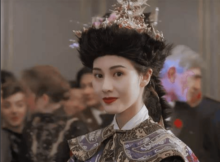 冷而不傲,艳而不俗的李嘉欣_恋情_策划_香港