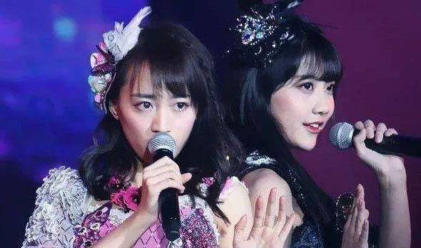 不理李艺彤骂战成立工作室!4000年美女怕过气?_女生_感觉_原因