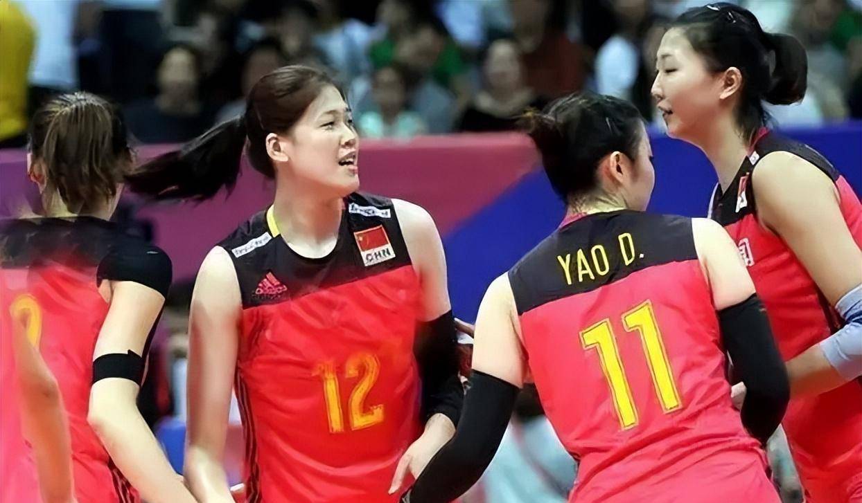 李盈莹终于成长为我们这项运动新的进攻核心!_郎平_主攻_世界