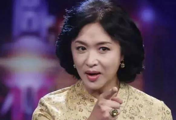 分手后的金星和前妻肯波琳依然成了好闺蜜,他们无话不说,也经常通电话