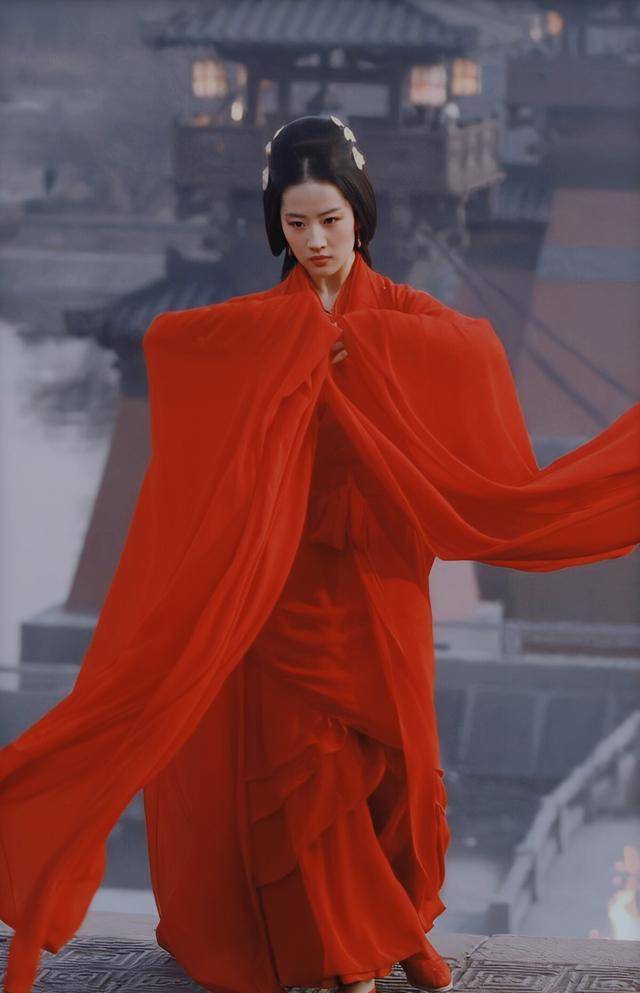 《铜雀台》中的刘亦菲,翩若惊鸿,美得让人惊艳_貂蝉_角色_红衣