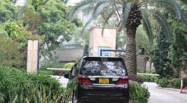 黎明承认与小19岁女助理恋情,51岁即将成为父亲!