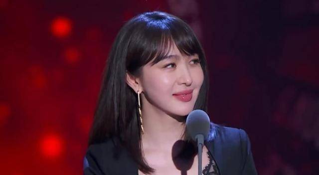 李菲儿真的不认识杨颖吗?她这个太极打得好!_黄晓明_感情_事情