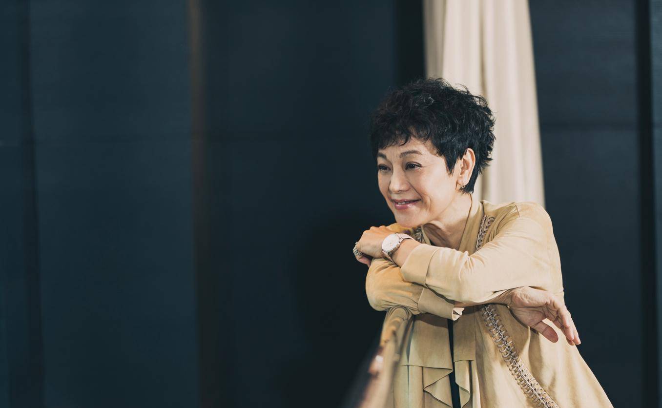 张艾嘉和王靖雄结婚30年,恩爱依旧,育有一子,老公是香港商人_故事