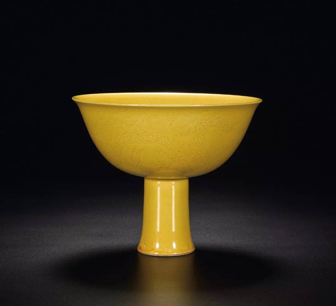 北京保利拍卖2023年征集单色釉瓷器:明弘治官窑黄釉图赏_皇帝_古代