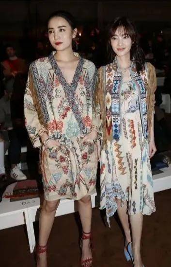 李小冉与王丽坤,宋佳同框,网友:"合影高手"并不是浪得虚名_女明星
