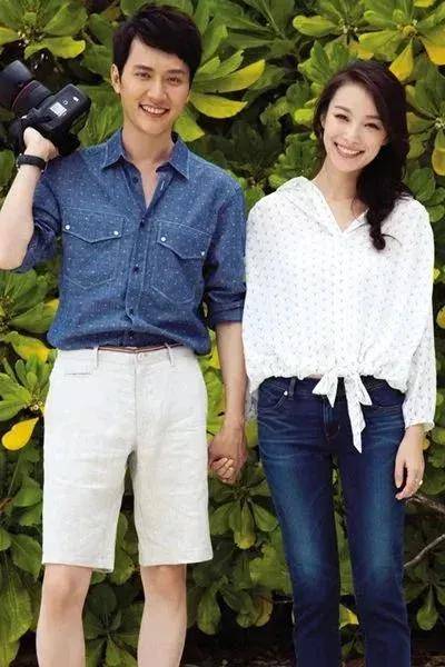 娱乐圈一个大瓜,港媒曝赵丽颖跟冯绍峰已复婚_杨幂_倪妮_父亲