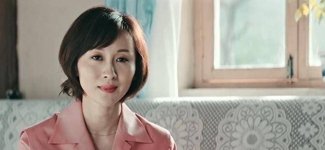 说实话,韦春红刚上线的时候,很哥也是有点不接受,毕竟宋运萍才是