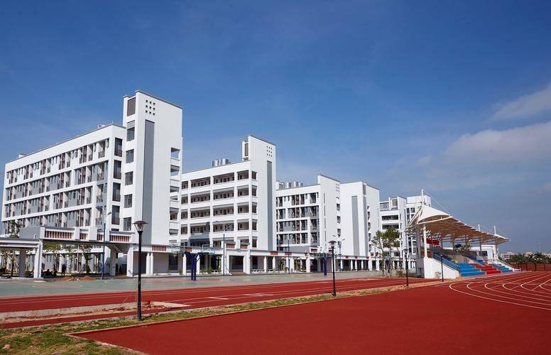 教育配套:澳头第一小学,澳头中学,大亚湾第一中学,爱丁堡双语学校