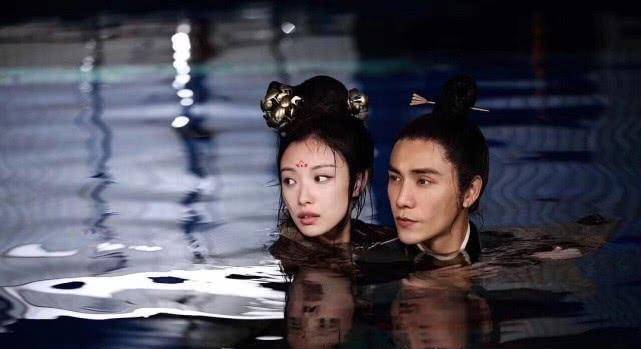 罗晋和李一桐的《鹤唳华亭》没人看?