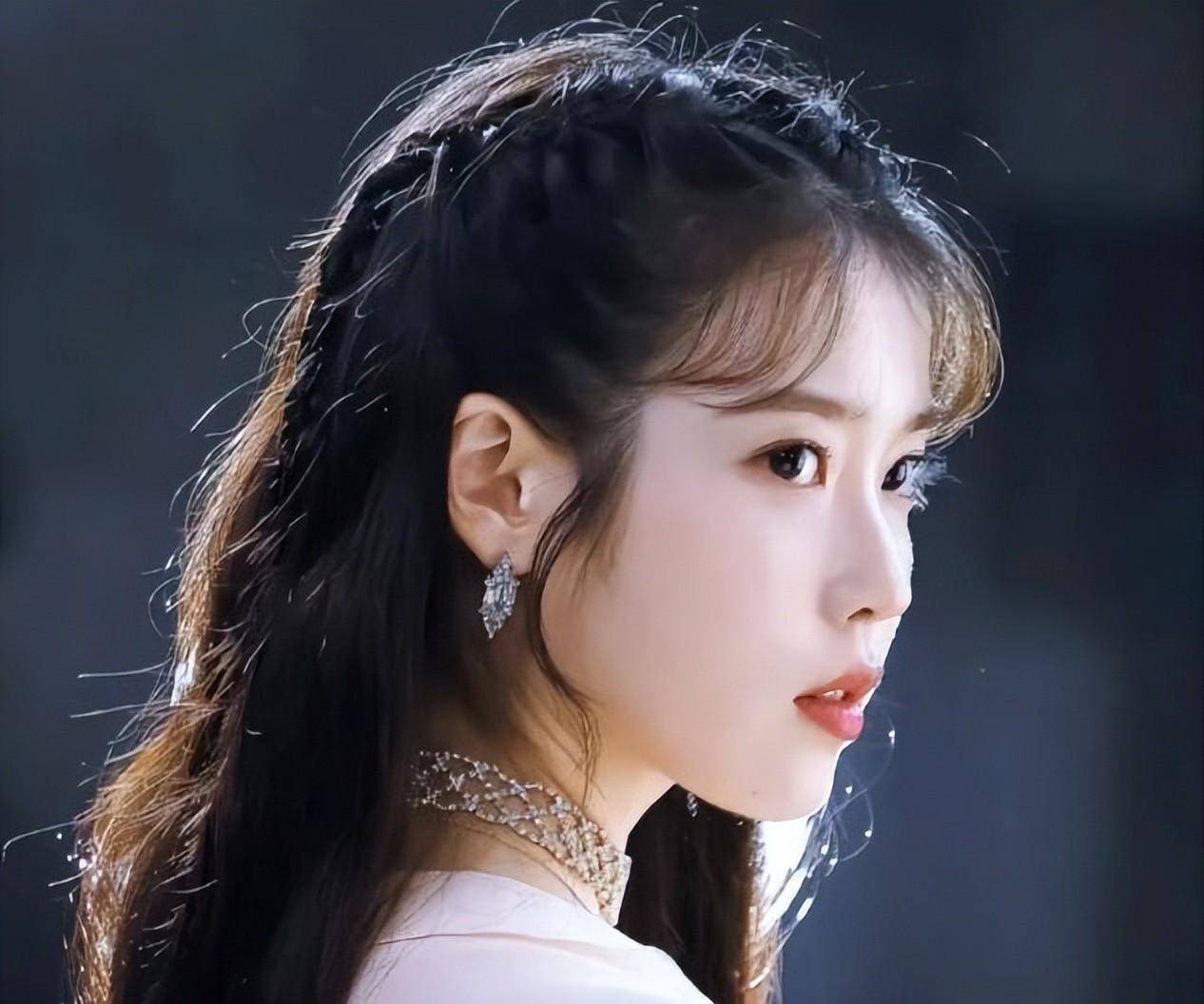 今年最流行这3种"扎发",洋气减龄特好看_发型_蝎子_马尾