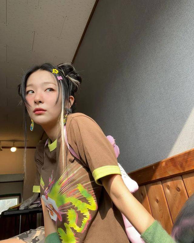 换上jennie的同款编发后,彻底"野"上头了_发型_刘海_公主