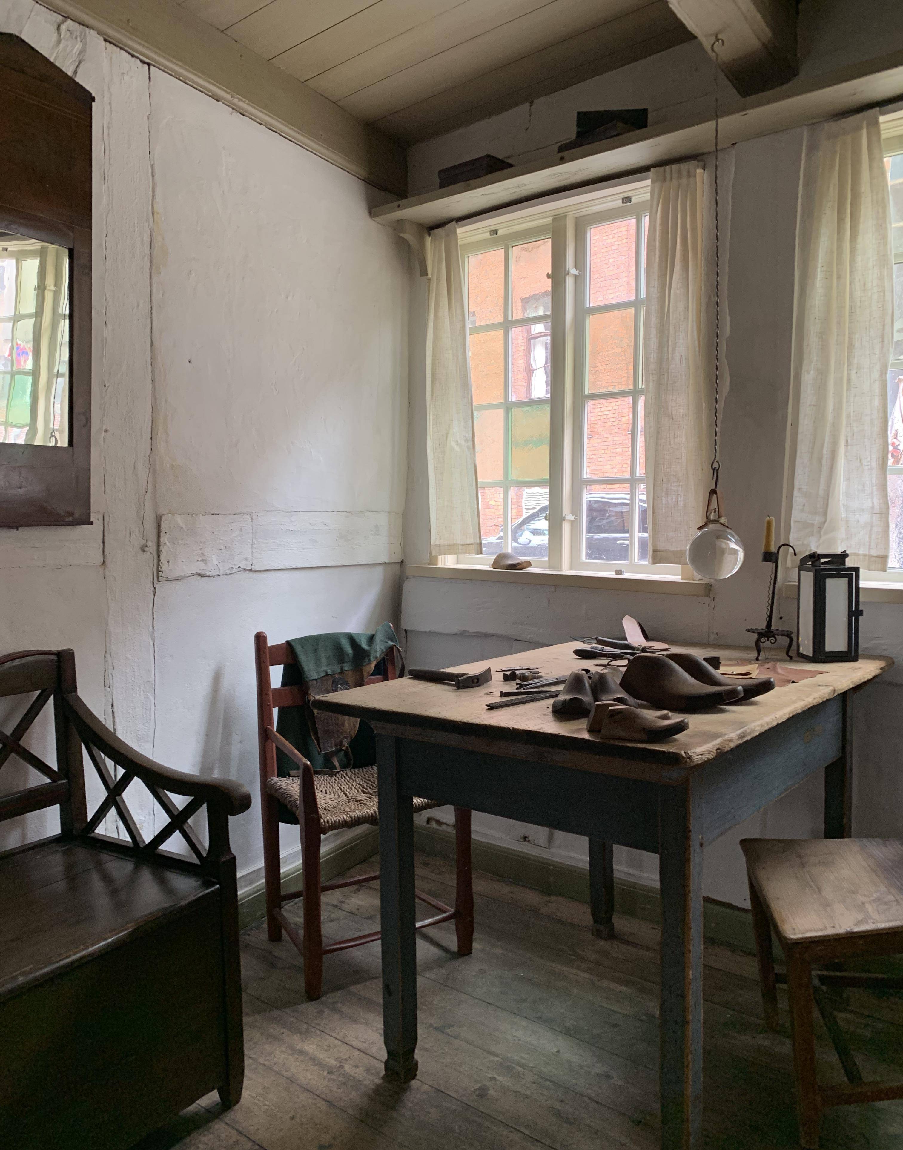 丹麦,80多岁老奶奶参观安徒生故居,激动的又哭又笑(50)_基尔_德国