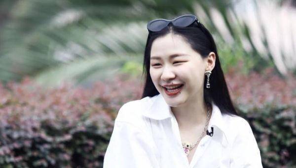 你觉得金靖的演技在娱乐圈内属于哪种地位?_角色_胡晶晶_共鸣