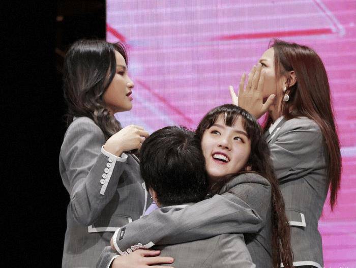 《青你2》林凡卡位21遭淘汰,第一反应却是担心别人,细节见人品_陆柯燃