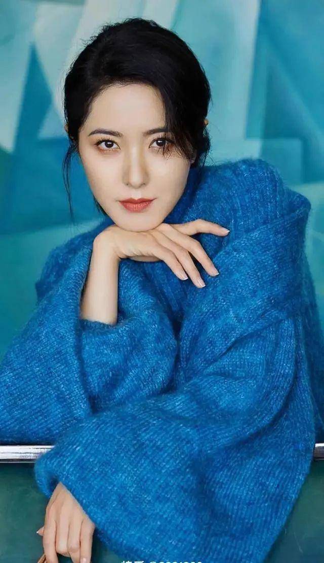 王佳怡:美女如云,万里挑一,张艺谋为何选中她主演《满江红》?