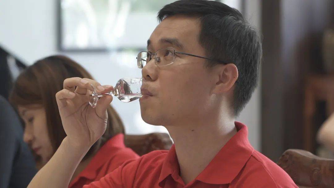 院代表团同九江学院校长陈小林到访陶令酒庄交流学习_文化_中国_江西