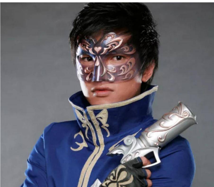 作为剧中的唯一男主角,当时的游乐王子并不起眼.