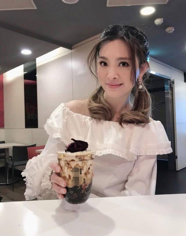 过年后,刘真住进医院准备进行预约好的心脏手术.