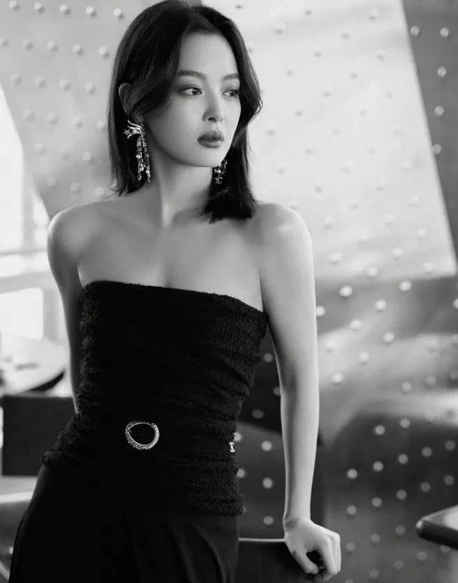 清纯可爱白幼瘦在她们面前不值一提_谭卓_辛芷蕾_专业