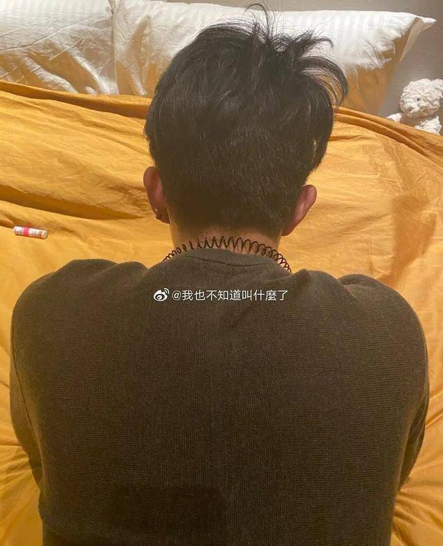 屈楚萧被曝逼女友堕胎,前科累累,再来几次要没戏演了吧?