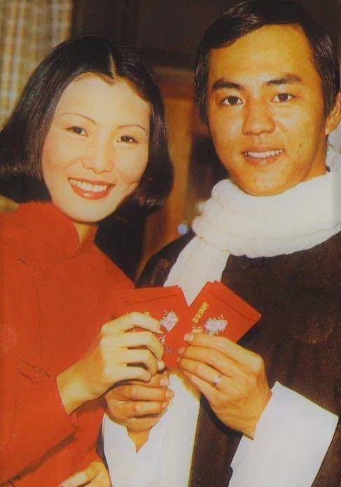 如果说林青霞"美得不自知",那狄龙就是"帅得不自知"_陶敏明_时候_老婆