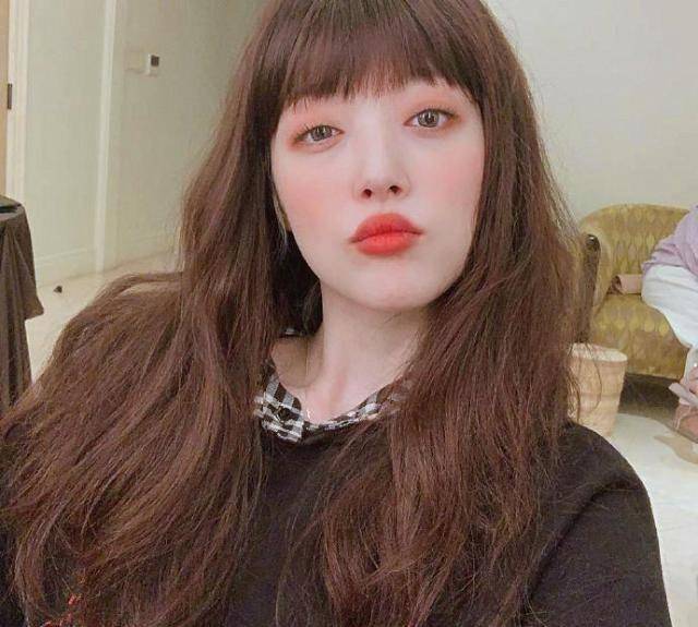 宋茜将赴韩吊唁雪莉,和金钟铉时一样只做不说,有人后悔责问她吗_网友