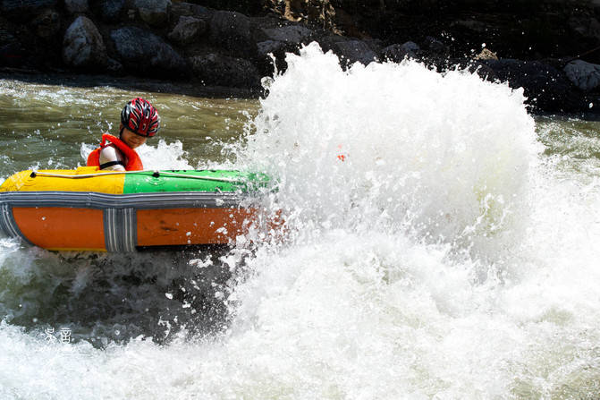 武汉出发宜昌朝天吼漂流全程游玩交通住宿攻略_火车站_门票_前往