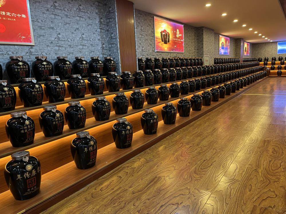 云九仓赴金杏花酒业考察洽谈,助力传统酒企数字化营销_消费者_场景