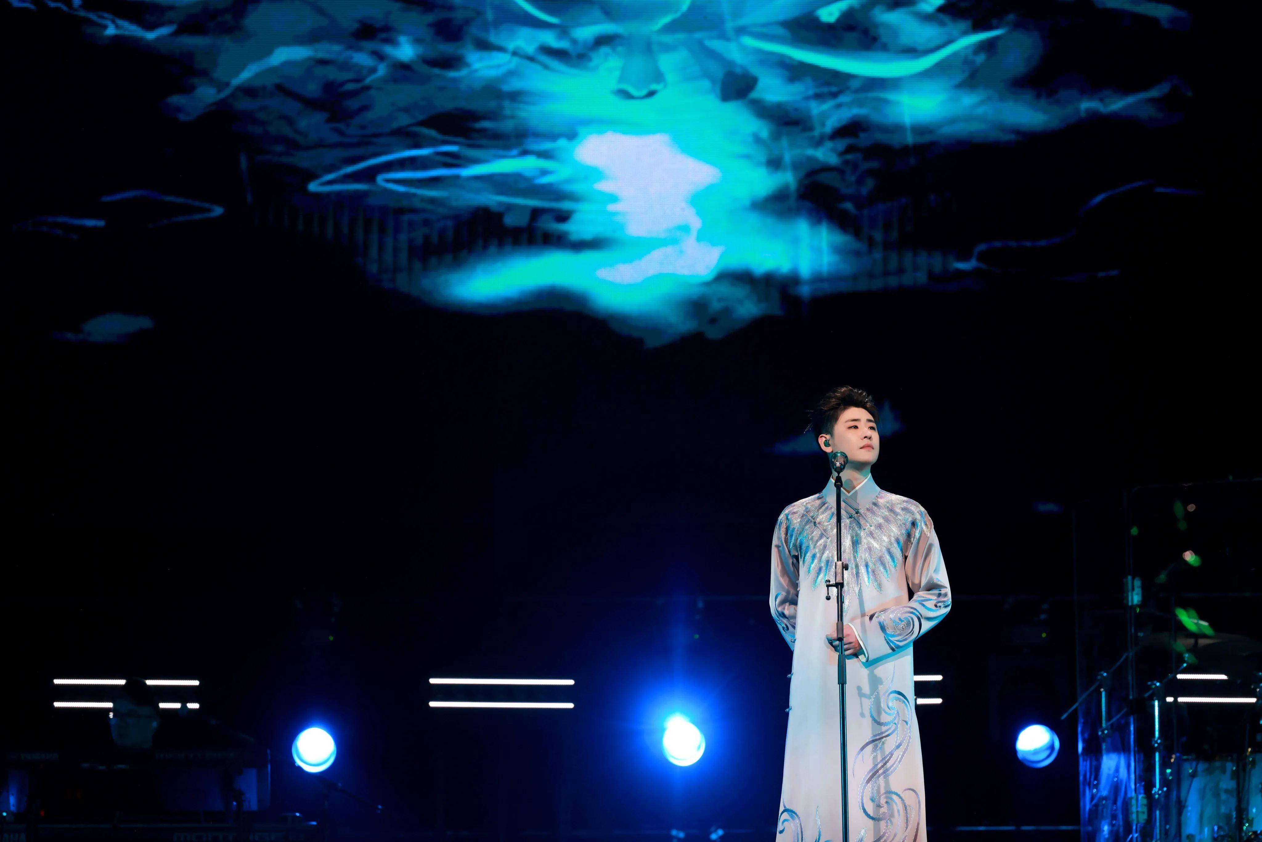 俏郎才妙音遏行云 绿柠檬欢声动惊雷_张云雷_演唱会_地方