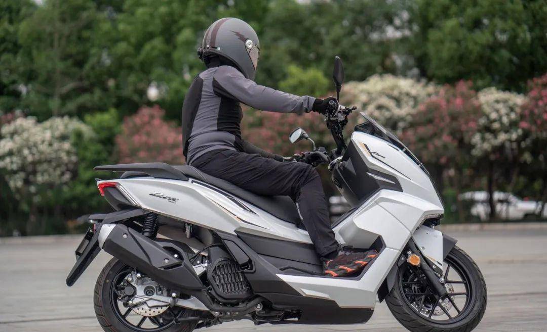 试驾结束,聊聊我对台荣荣150的浅见_搜狐汽车_搜狐网