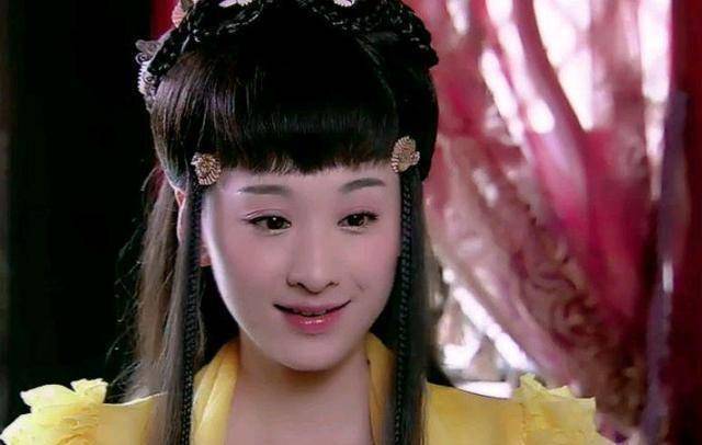 她是《天天有喜》中的白梅瑛,也是《步步惊心》中的孤寂皇后_穆婷婷