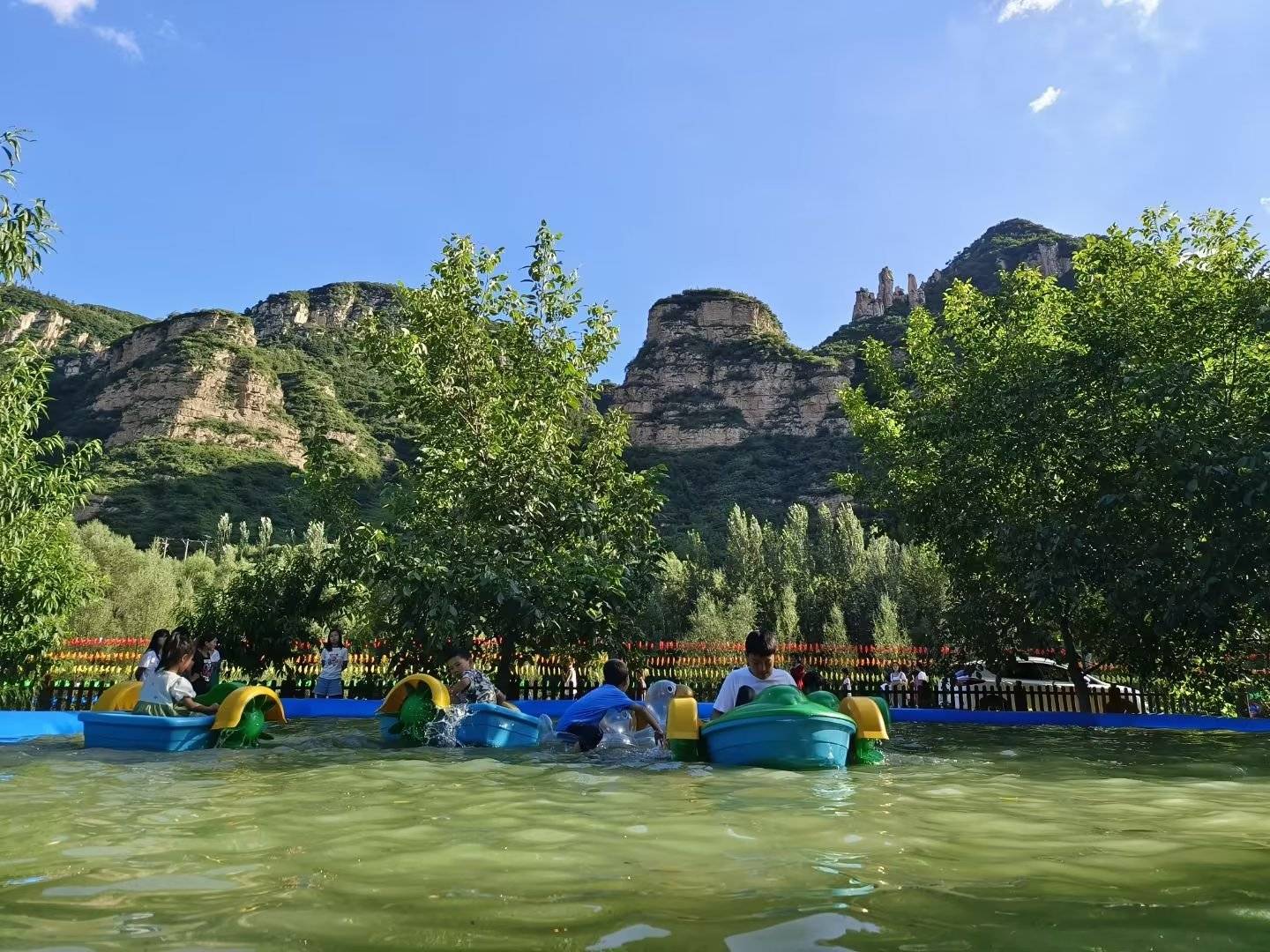 灵丘县十里沿河漂流激情开漂_旅游_景区_红石塄乡