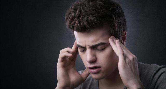 头疼不容忽视,头部不同的疼痛位置,反映身体健康程度_情况_状态_神经